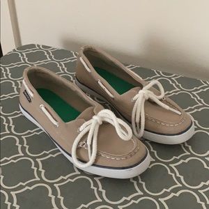 💥Nautica Boat Shoe - Size 7
